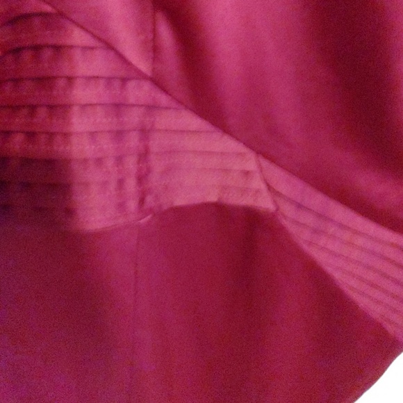 Red and black pleated dress - Picture 4 of 4